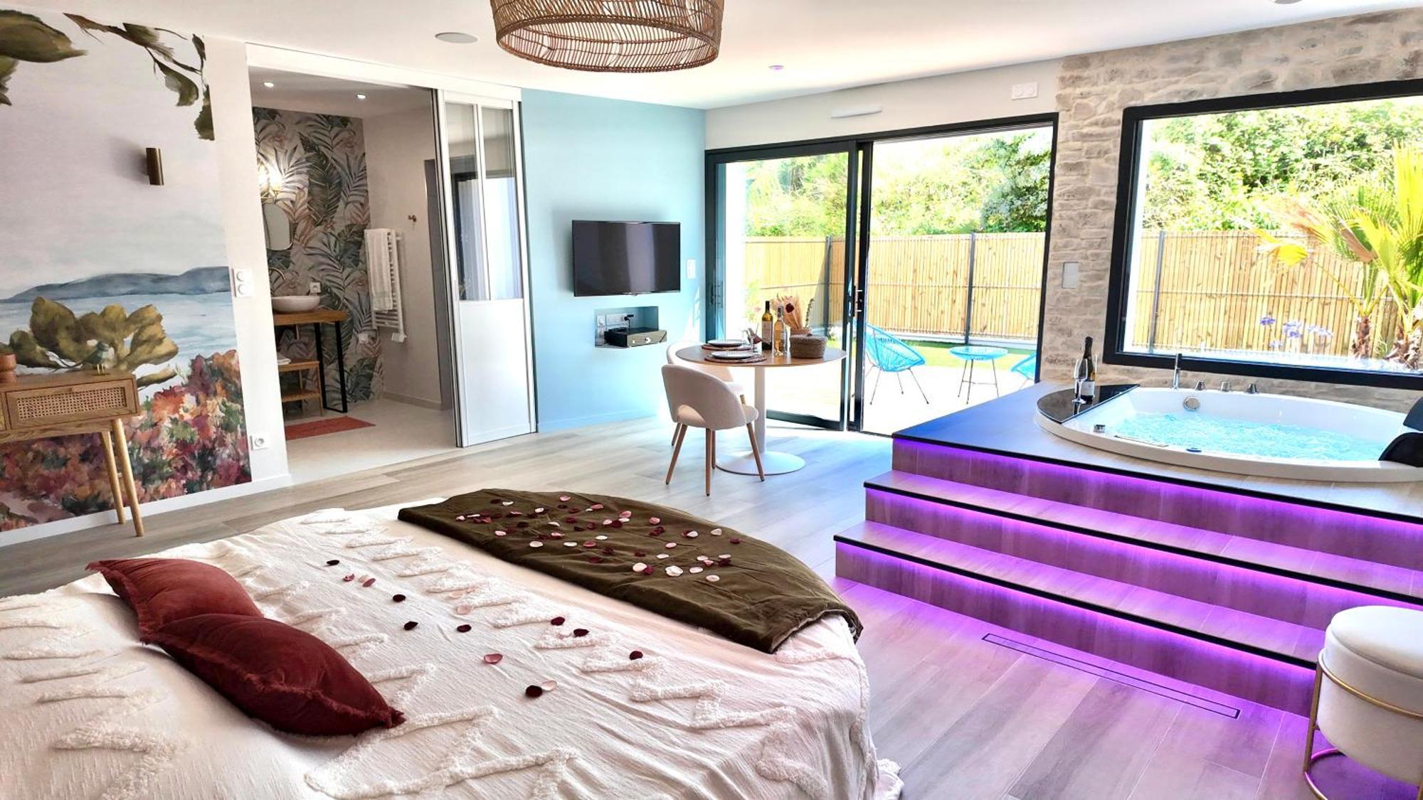 Les Suites Du Payre - Suite Romance Saint-Hilaire-de-Talmont ภายนอก รูปภาพ