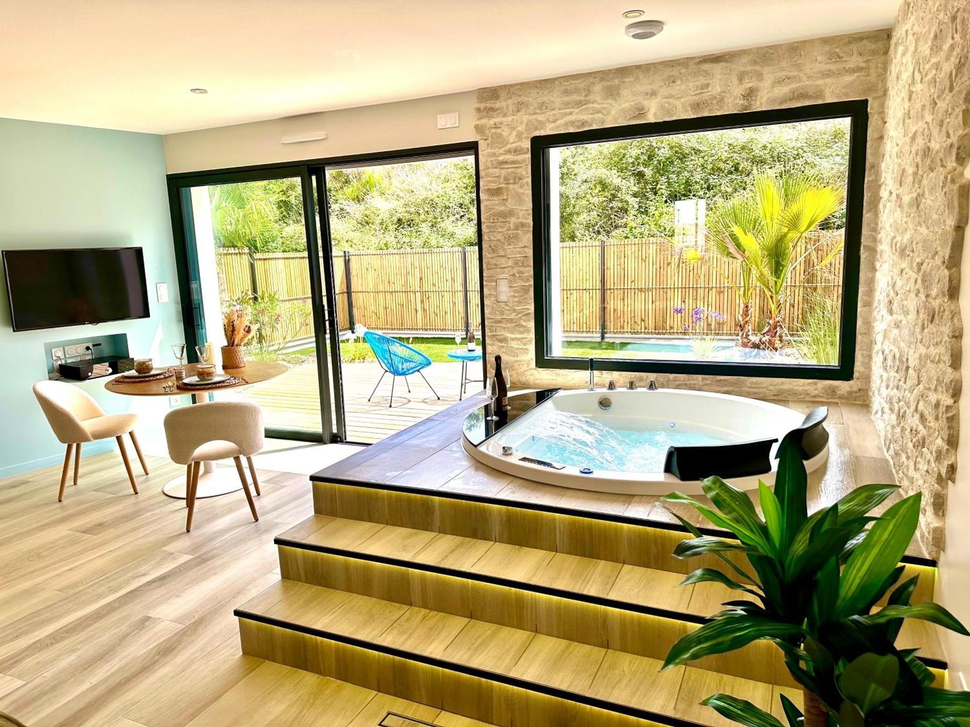 Les Suites Du Payre - Suite Romance Saint-Hilaire-de-Talmont ภายนอก รูปภาพ