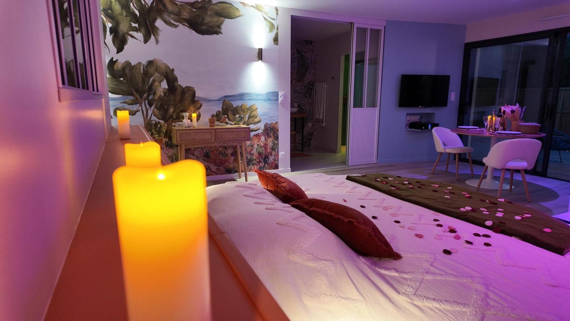 Les Suites Du Payre - Suite Romance Saint-Hilaire-de-Talmont ภายนอก รูปภาพ