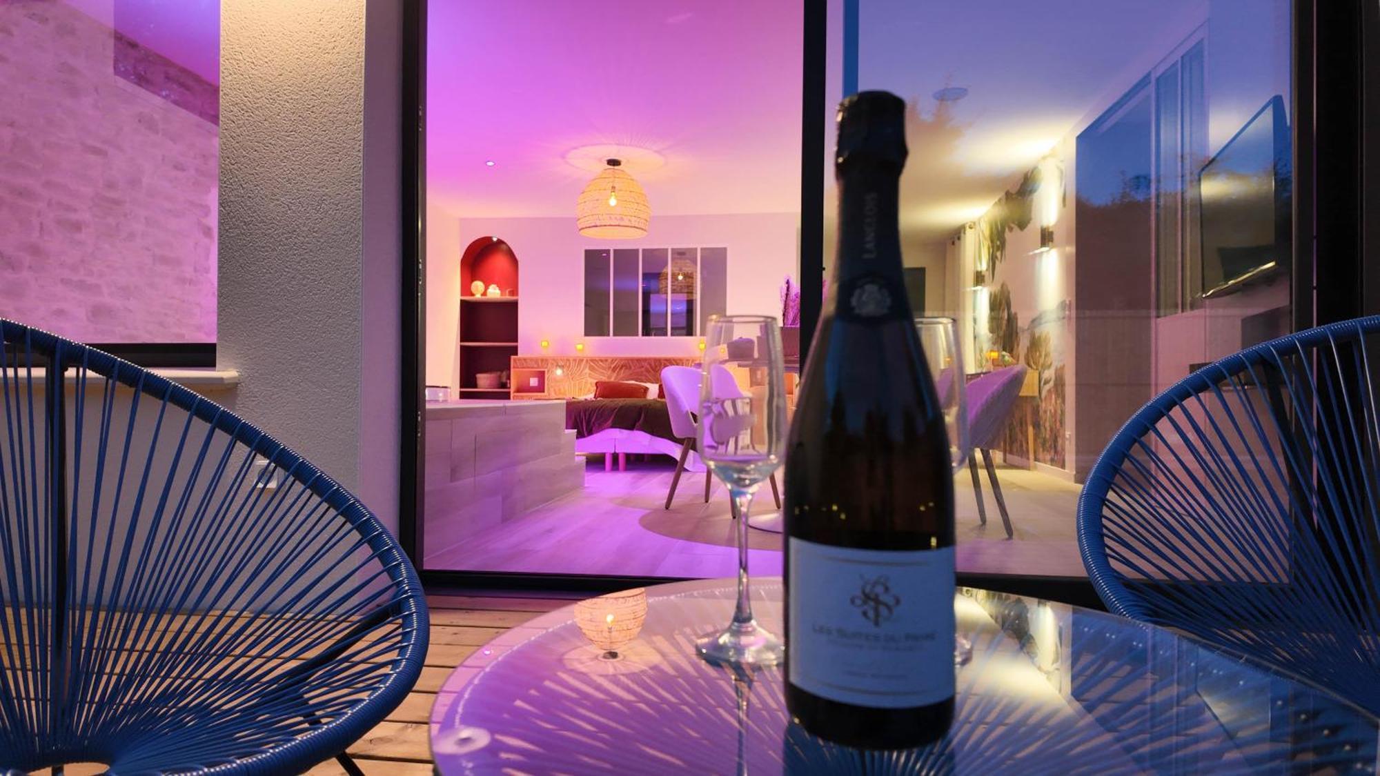 Les Suites Du Payre - Suite Romance Saint-Hilaire-de-Talmont ภายนอก รูปภาพ