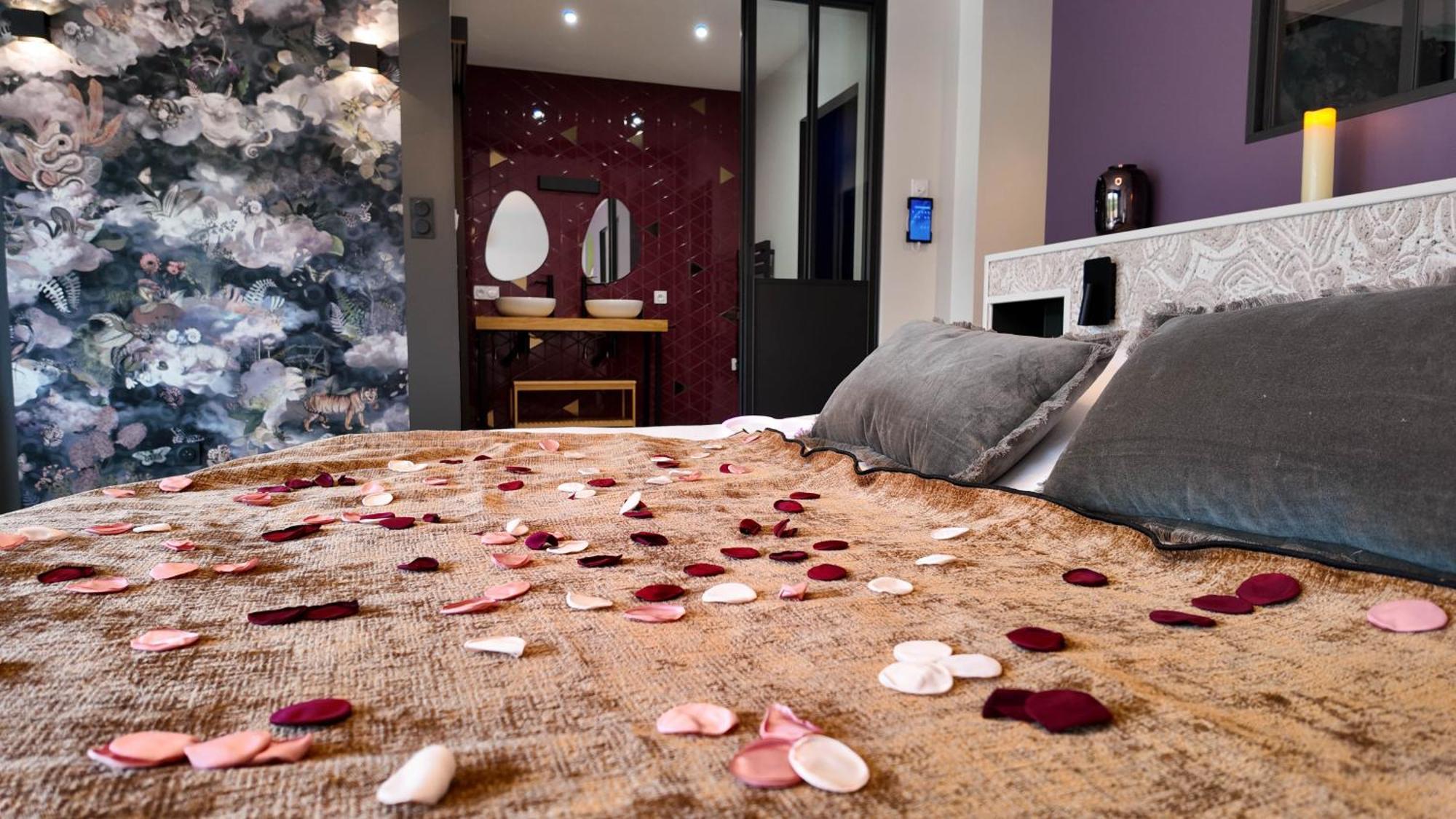 Les Suites Du Payre - Suite Romance Saint-Hilaire-de-Talmont ภายนอก รูปภาพ